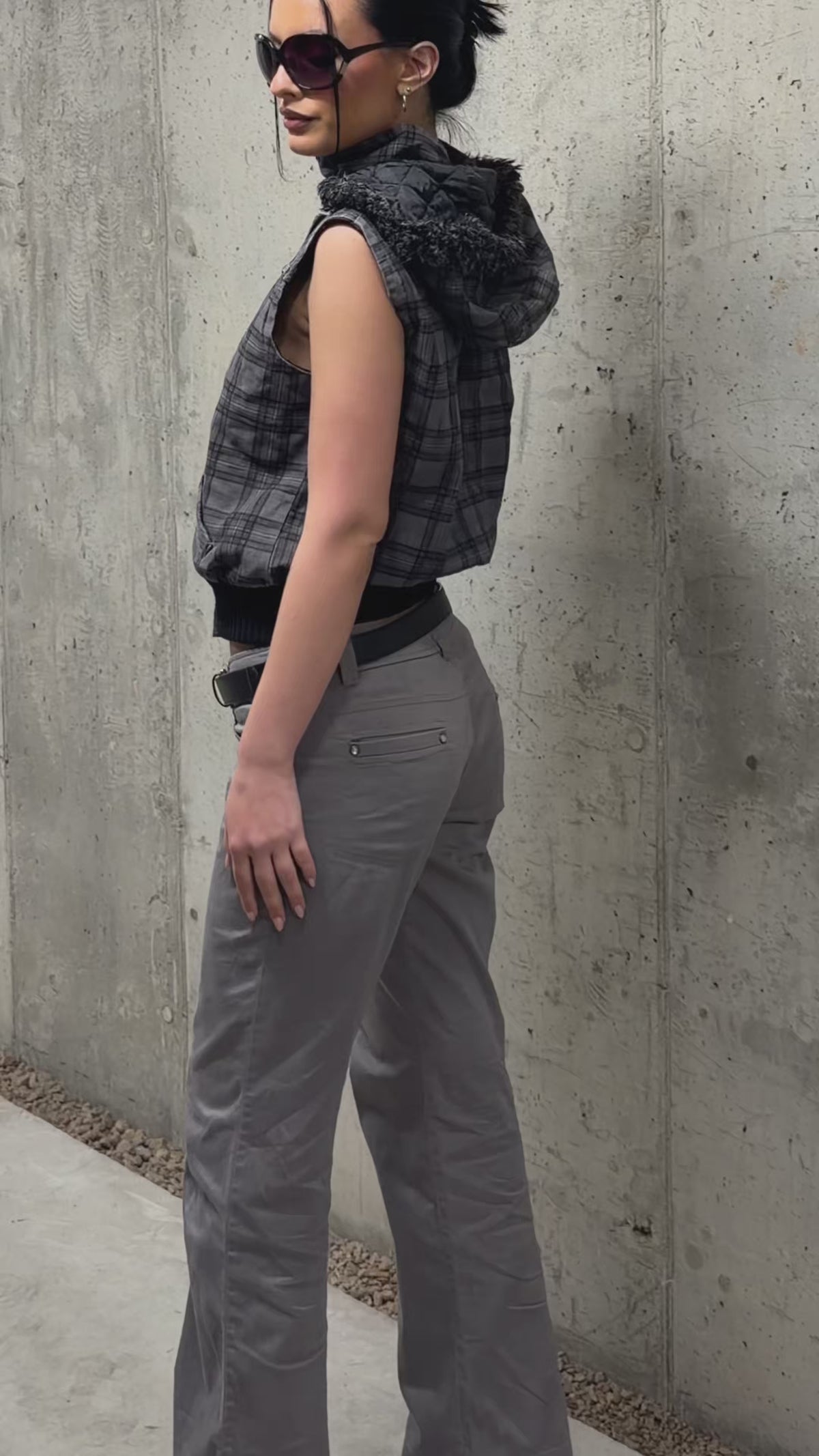 Pantalón gris